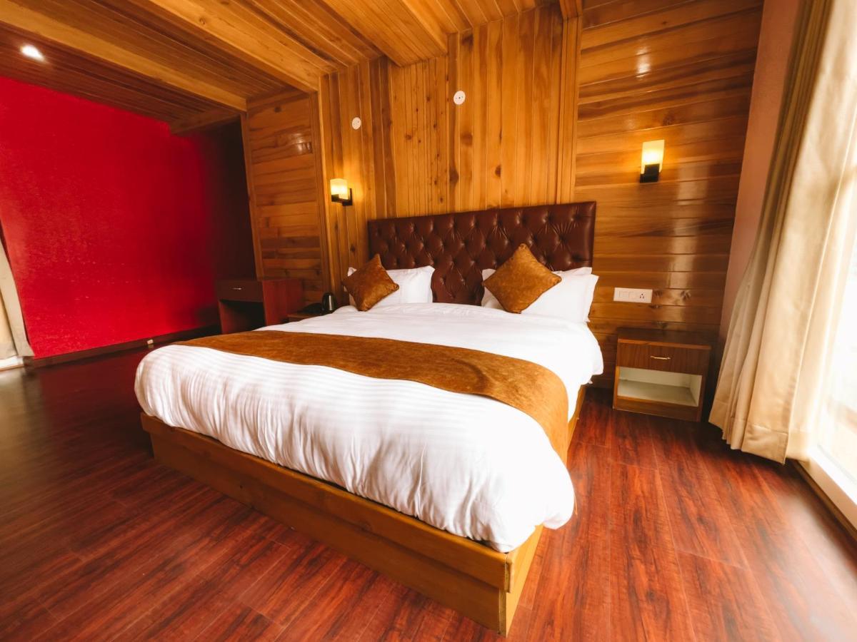 Hotel New Vistas Manāli Dış mekan fotoğraf