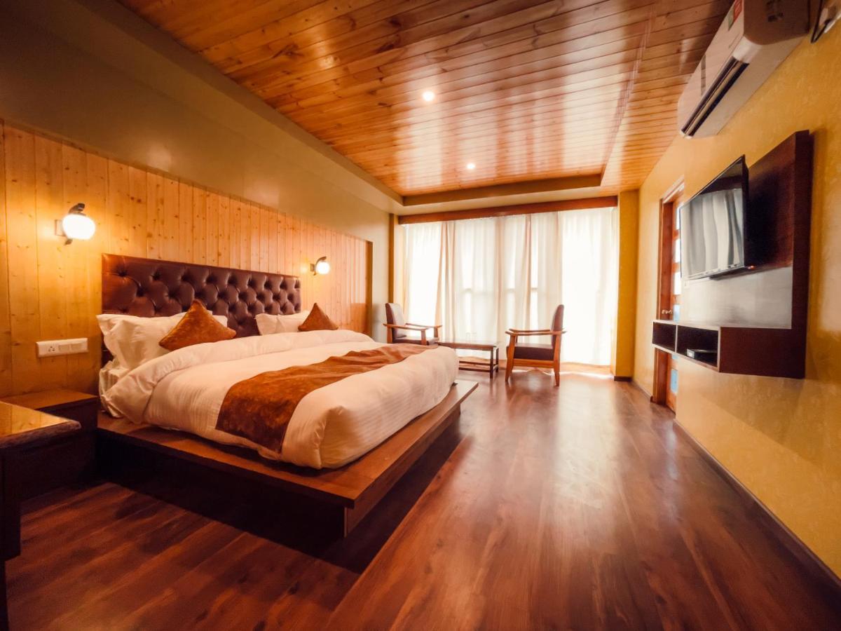 Hotel New Vistas Manāli Dış mekan fotoğraf