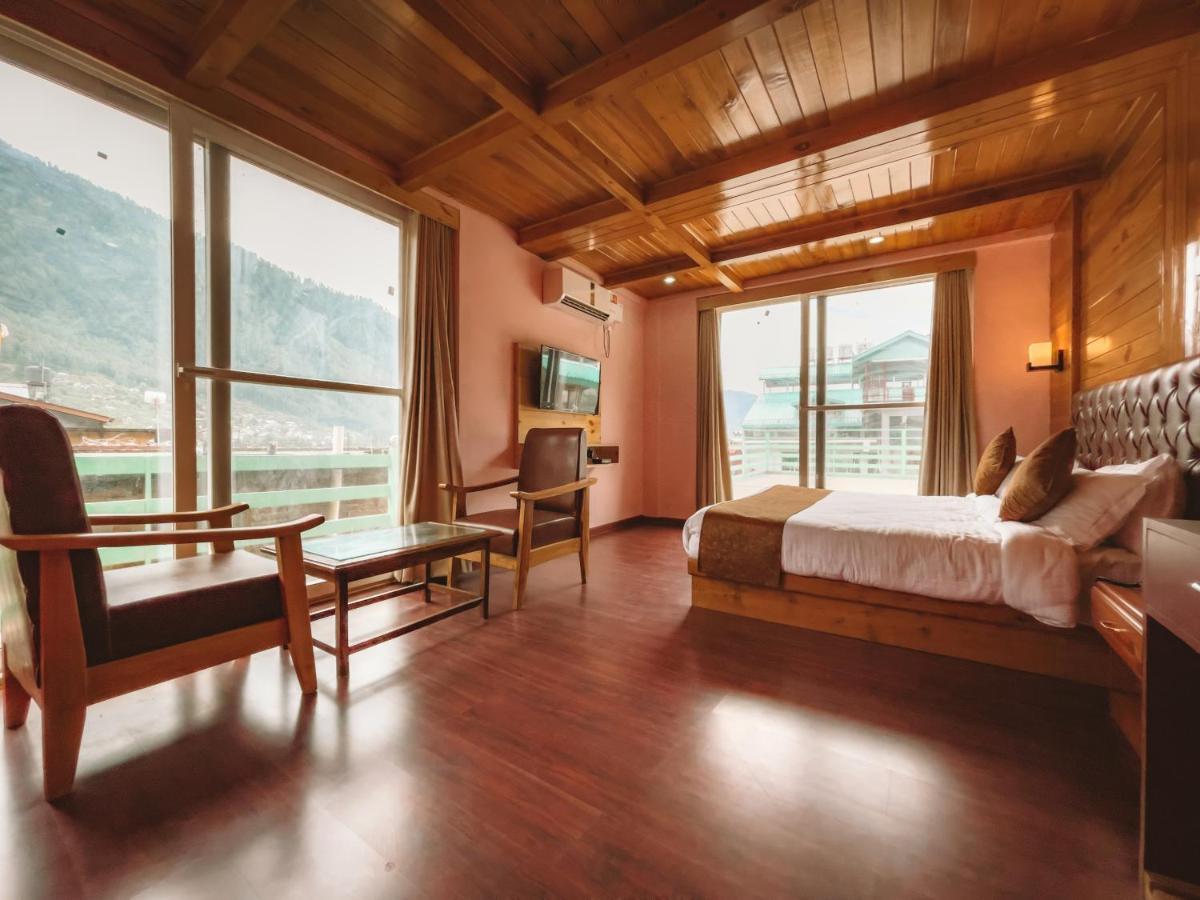 Hotel New Vistas Manāli Dış mekan fotoğraf