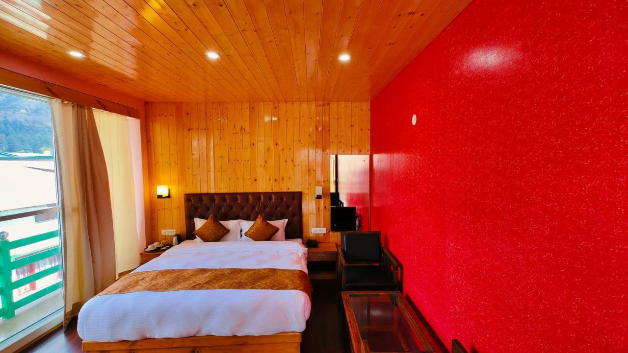 Hotel New Vistas Manāli Dış mekan fotoğraf
